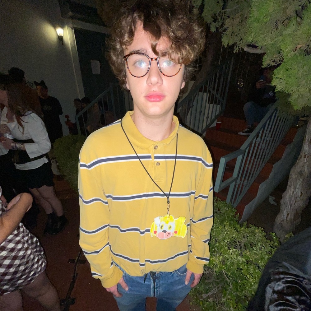 Meet your Posher, Tomas